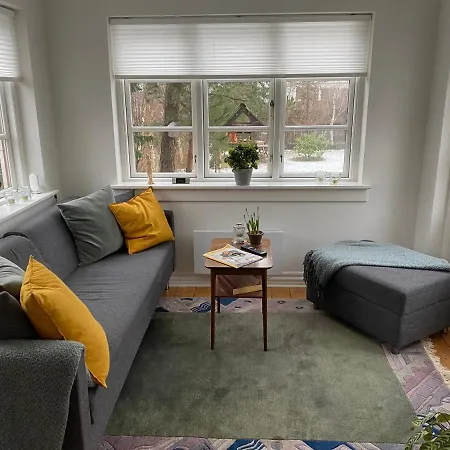 Unikt Sommerhus, Havudsigt, Udespa Og Direkte Til Stranden Fra Egen Have * Liseleje